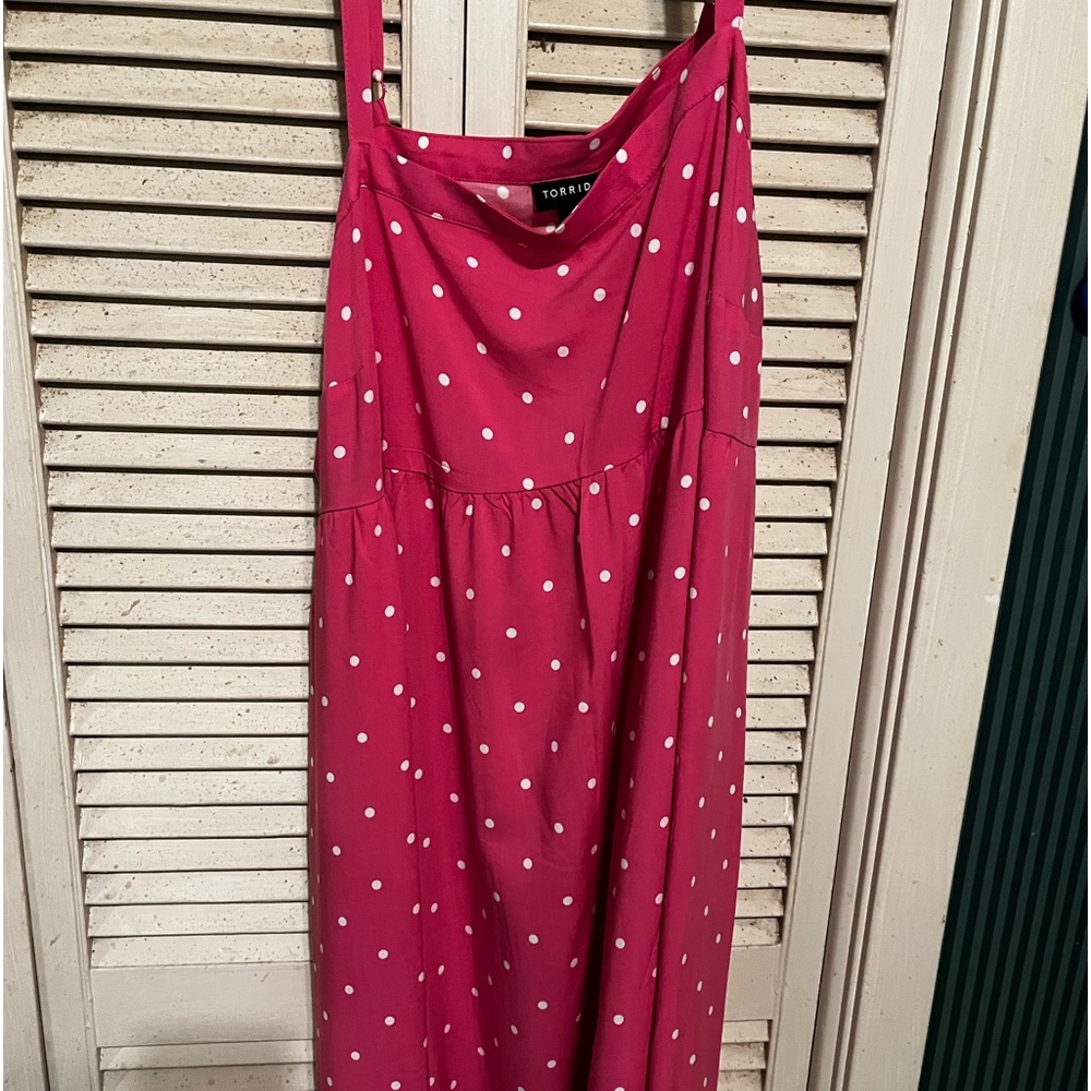 Pretty pink summer dress 👛